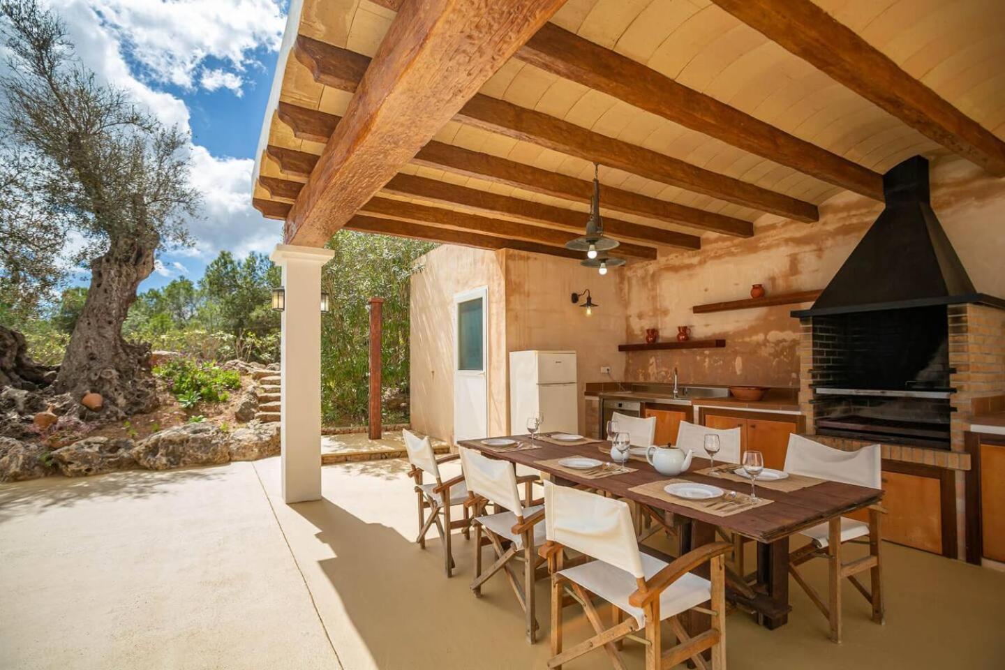 Charming 4Br Finca With Xxl Private Pool - Short Walk To Unvrs & Amnesia
